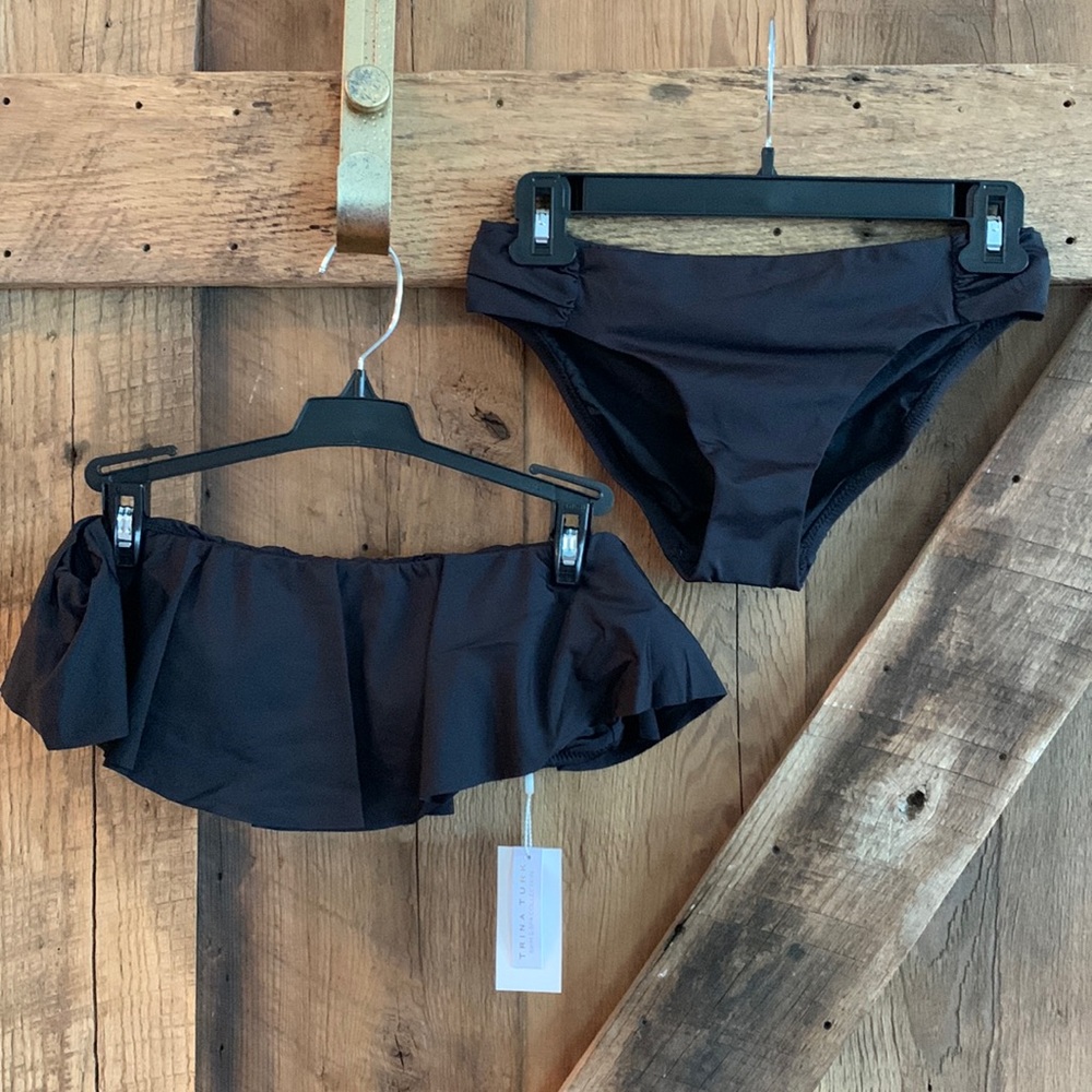 NWT Trina Turk Off Shoulder Bikini Set Sizes 6 & 8